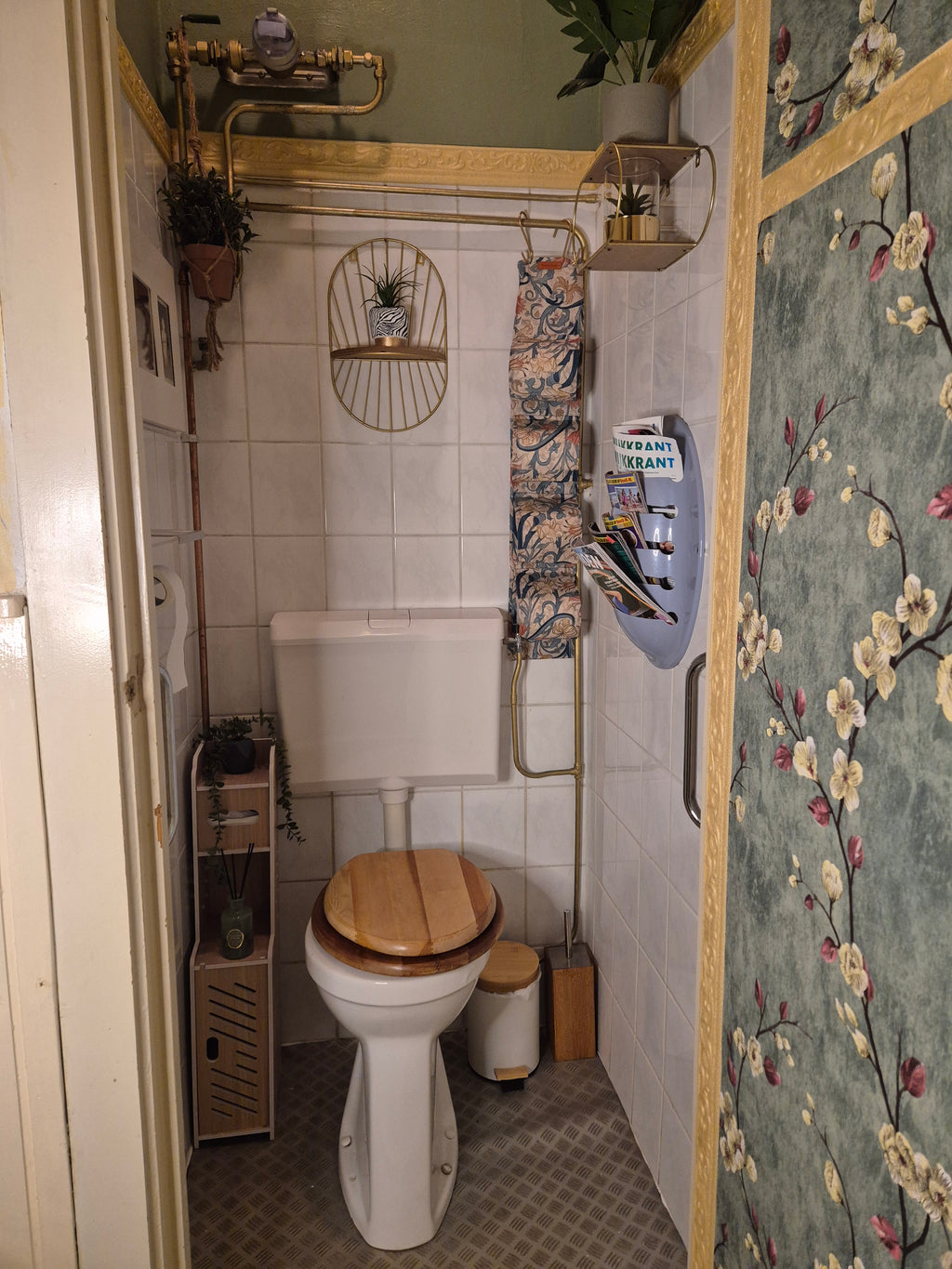 Toilet paperholder toiletrolholder - Limited Edition, only on request - Contact us